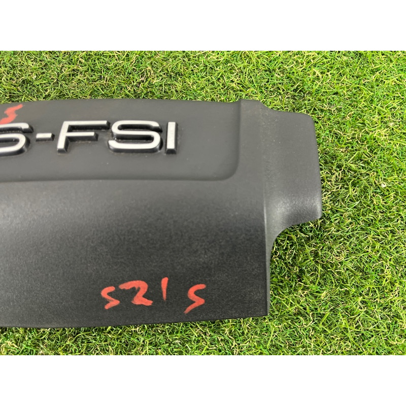 Декоративная крышка двигателя (двигатель и элементы) AUDI Q5 8R 2012 3.2 CALB 06E103925F