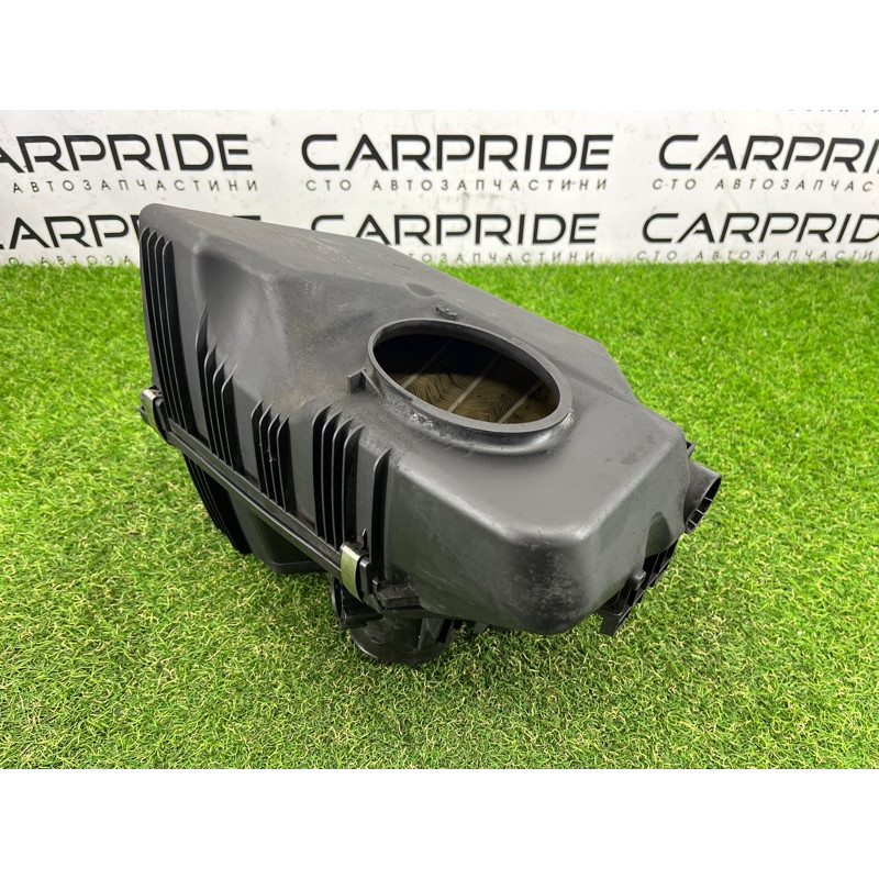 Корпус воздушного фильтра (впускная система) BMW X3 F25 2012 3.0 13717601871