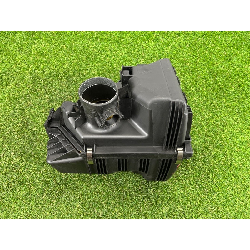 Корпус воздушного фильтра (впускная система) BMW X3 F25 2012 3.0 13717601871