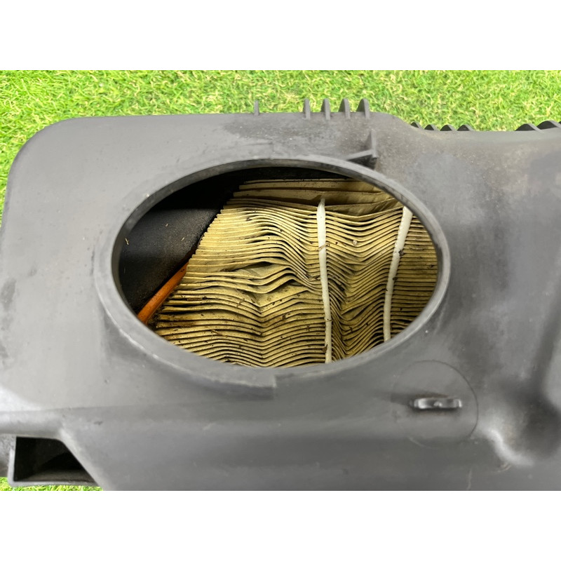 Корпус воздушного фильтра (впускная система) BMW X3 F25 2012 3.0 13717601871