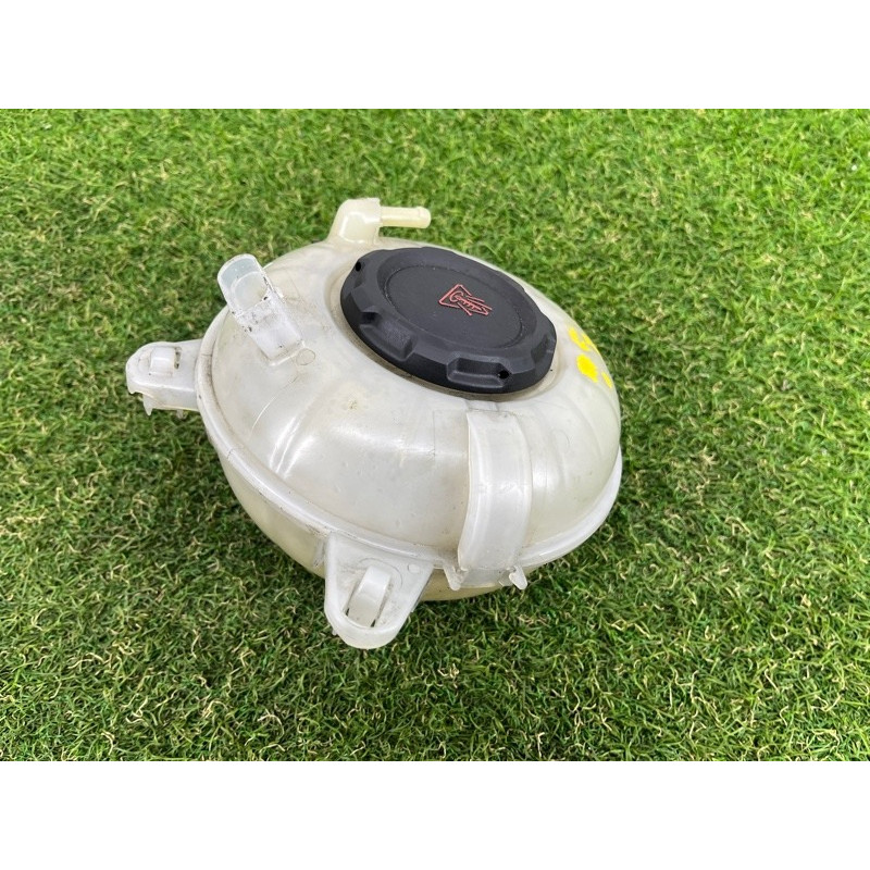 Бачок расширительный (система охлаждения) AUDI A3 8V 2018 2.0 CZRA 5Q0121407G