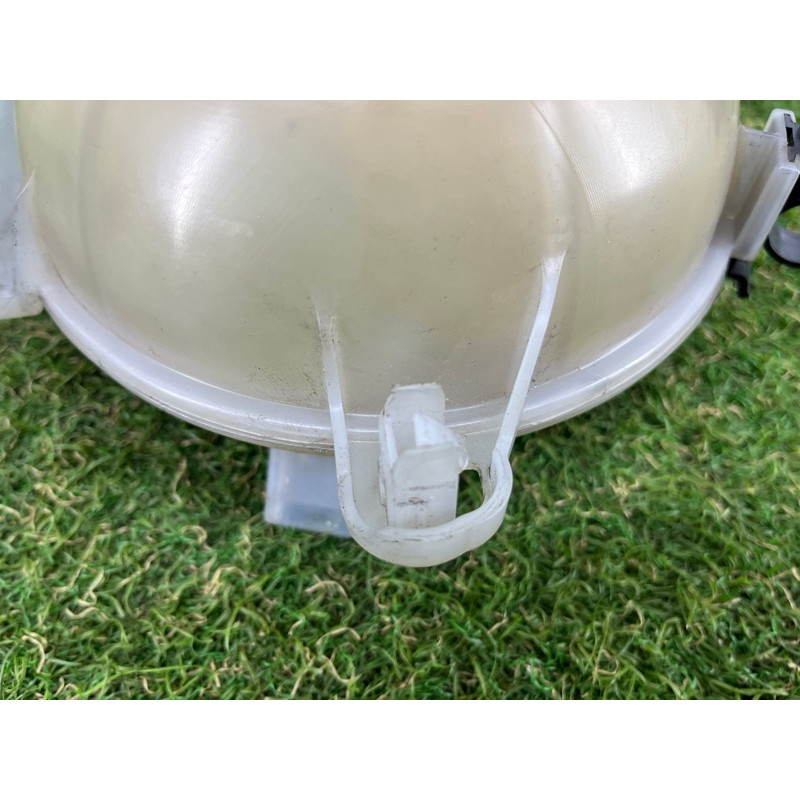 Бачок расширительный (система охлаждения) AUDI A3 8V 2018 2.0 CZRA 5Q0121407G