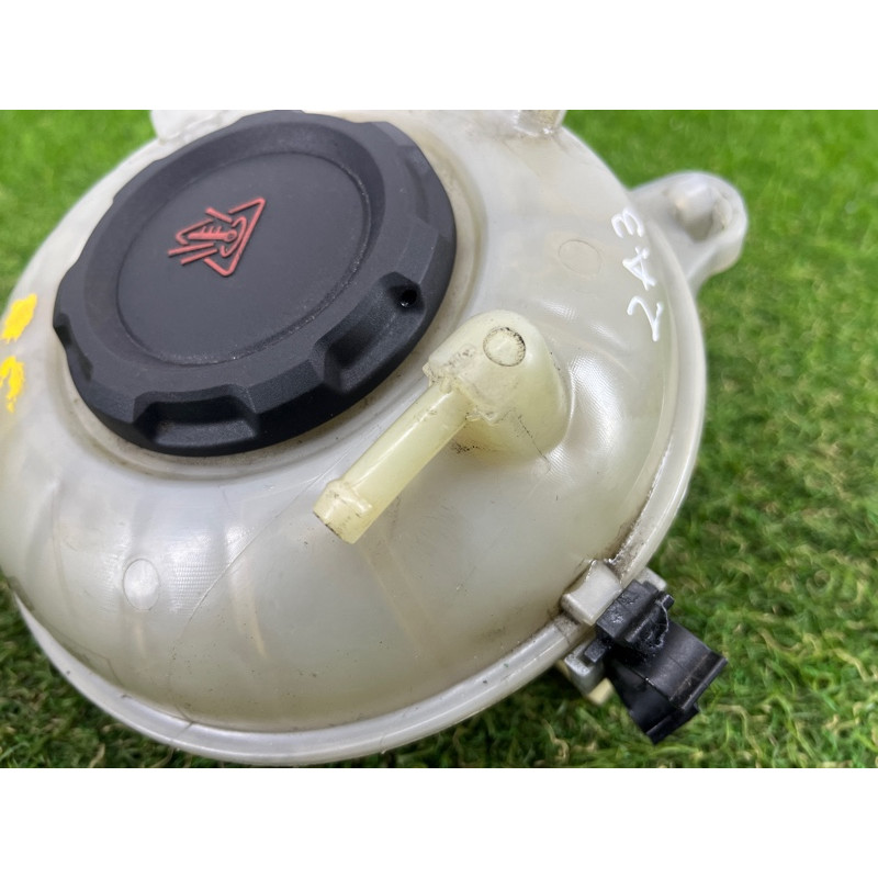 Бачок расширительный (система охлаждения) AUDI A3 8V 2018 2.0 CZRA 5Q0121407G