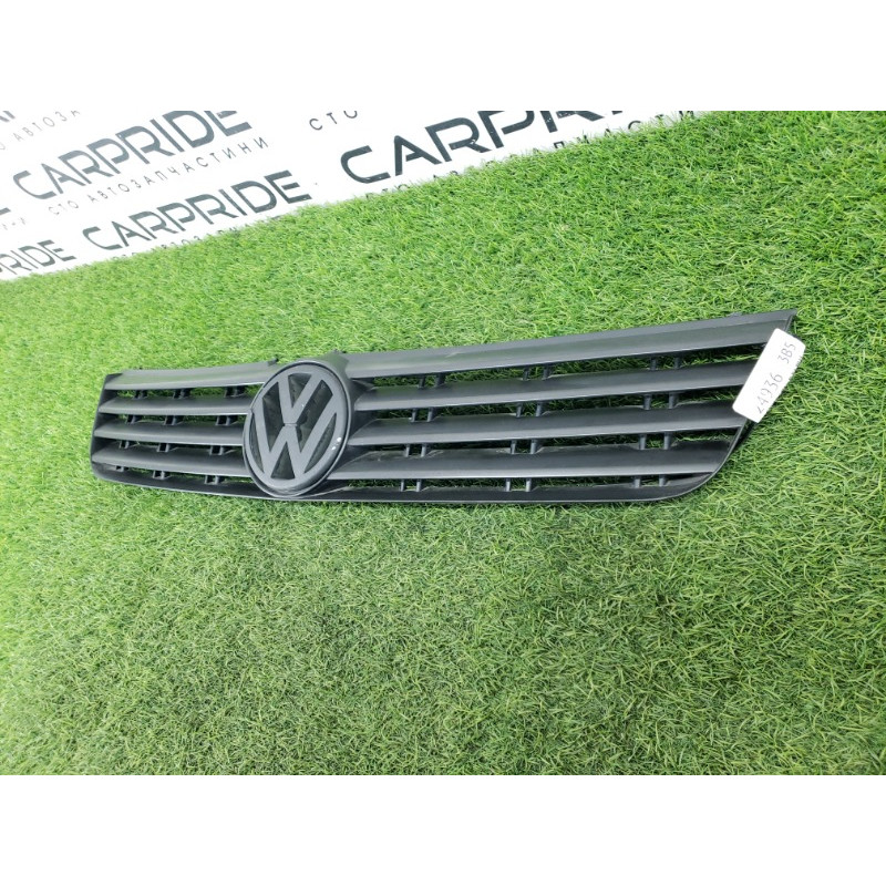 Решетка радиатора (наружные элементы кузова) Volkswagen Passat B5 2000 2.5