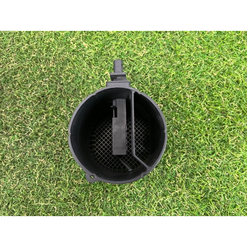 Датчик массового расхода воздуха (электрика двигателя) Volkswagen Touareg FL 2015 3.6 03H906461A