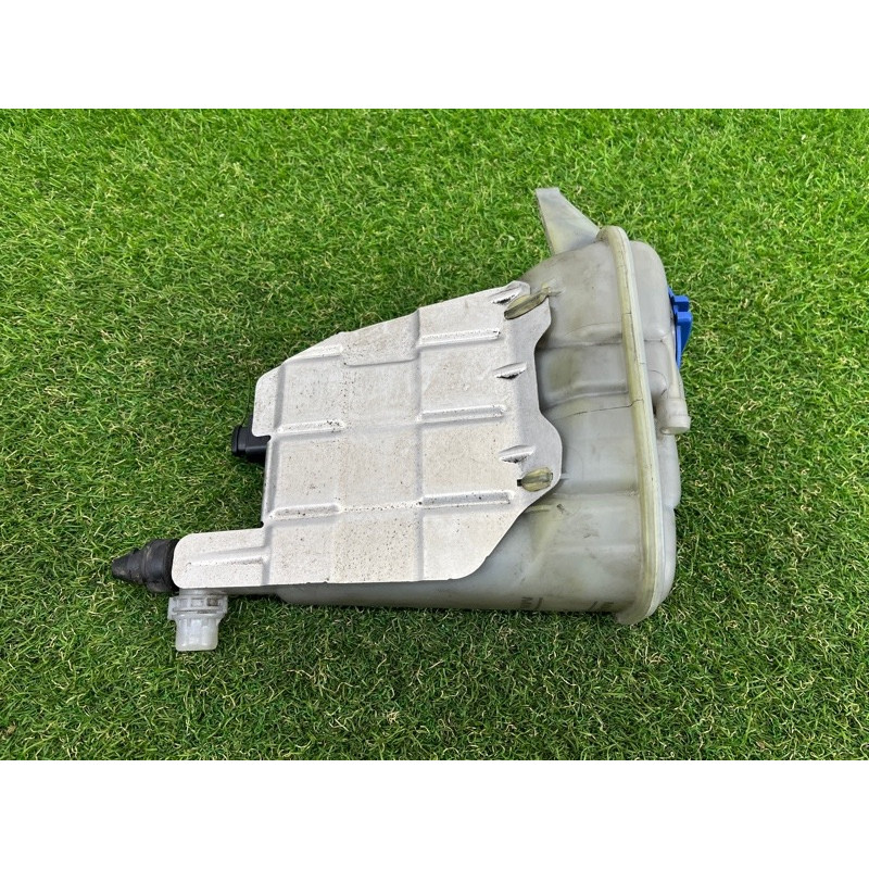 Бачок расширительный (система охлаждения) AUDI Q5 8R 2012 3.2 CALB 8K0121405N