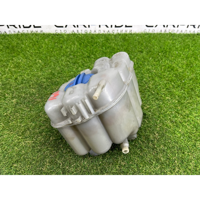 Бачок расширительный (система охлаждения) Volkswagen Touareg FL 2015 3.6 7P0121407B