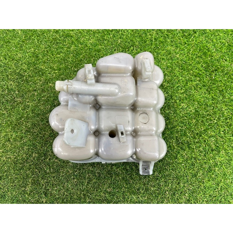 Бачок расширительный (система охлаждения) Volkswagen Touareg FL 2015 3.6 7P0121407B