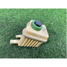 Бачок гидроусилителя