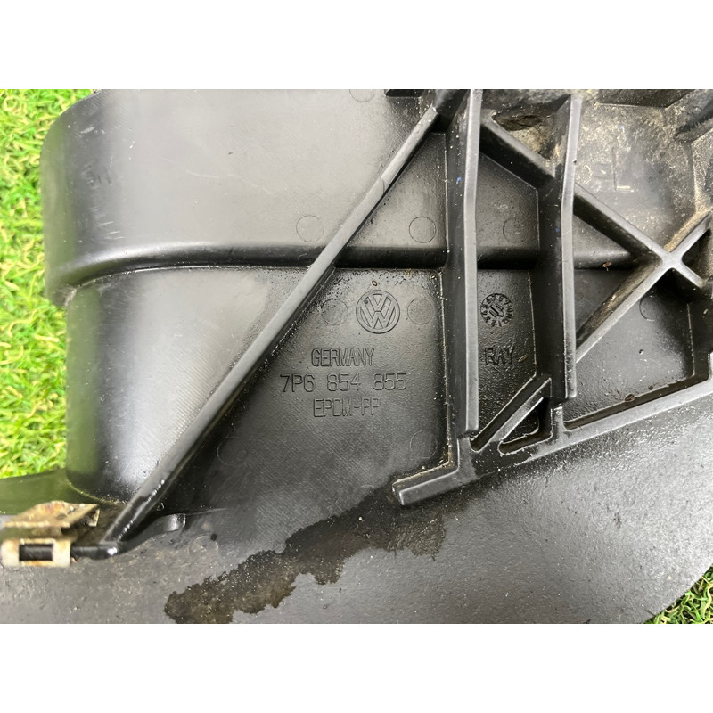 Бризговик (кузов і елементи) Volkswagen Touareg NF 2012 3.6 7P6854855