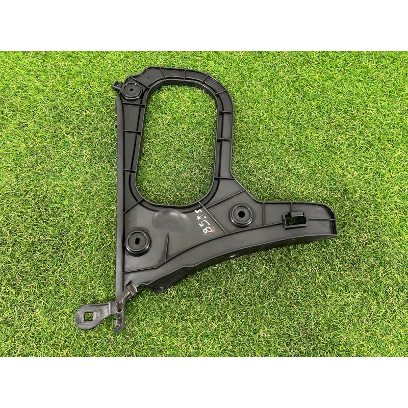 Крепление бампера (кузов и элементы) AUDI A3 8V 2015 1.8 8V5807378