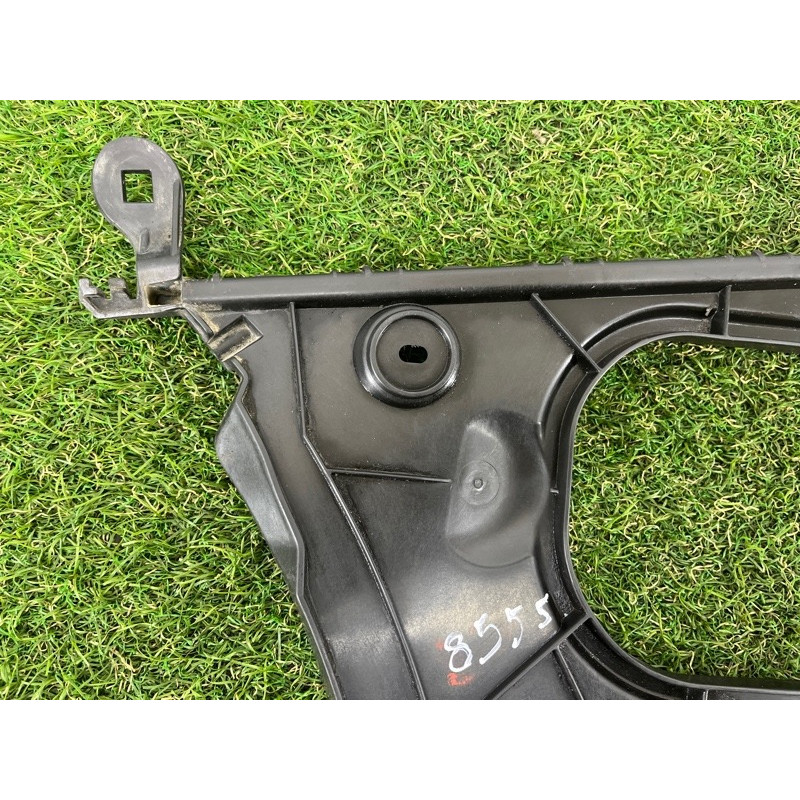 Крепление бампера (кузов и элементы) AUDI A3 8V 2015 1.8 8V5807378