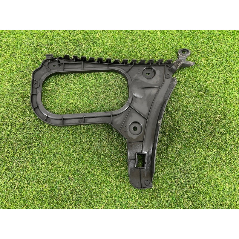 Крепление бампера (кузов и элементы) AUDI A3 8V 2015 1.8 8V5807378