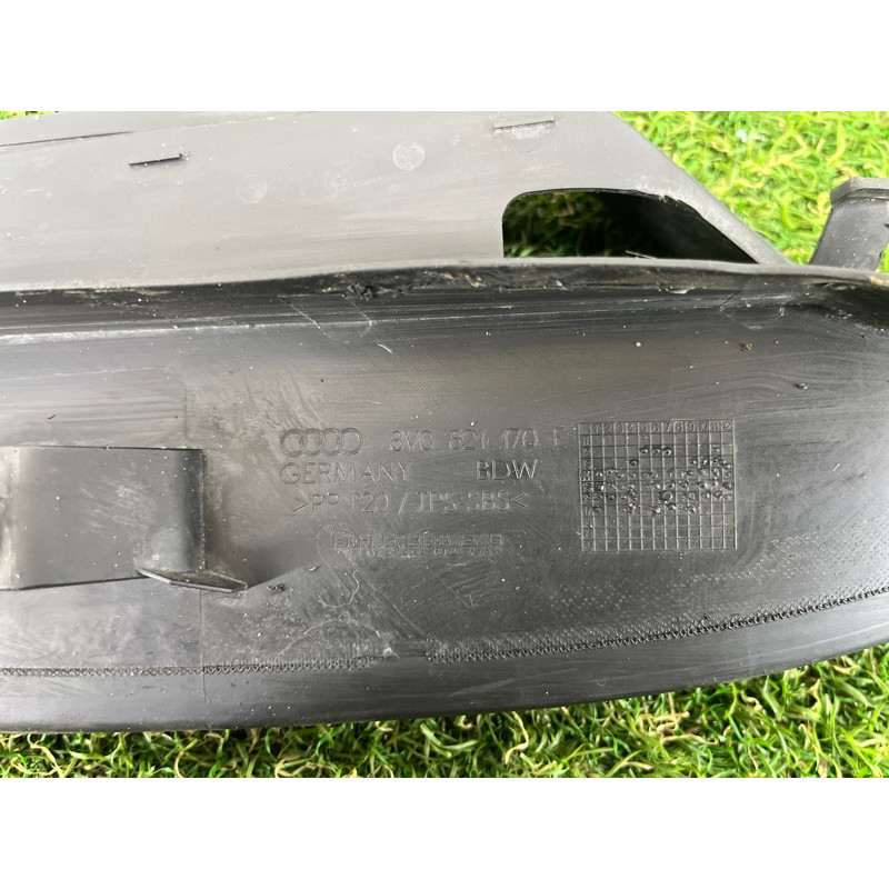 Накладка на крыло (кузов и элементы) AUDI A3 8V 2018 2.0 CZRA 8V0821170E