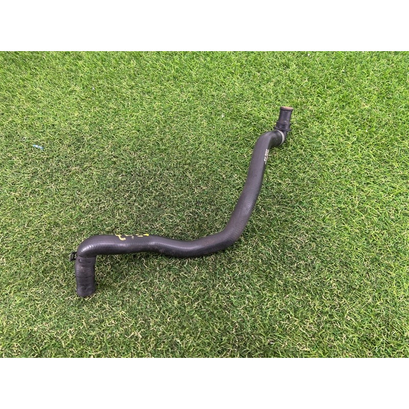 Патрубок (система охлаждения) AUDI A4 B9 2017 2.0 8W1819350B