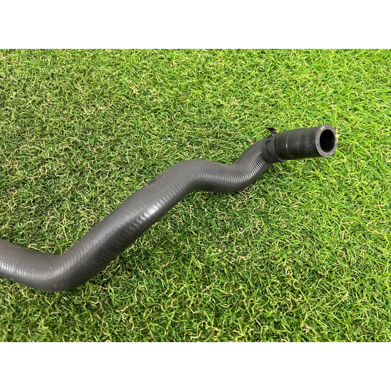 Патрубок (система охлаждения) AUDI A4 B9 2017 2.0 8W1819350B