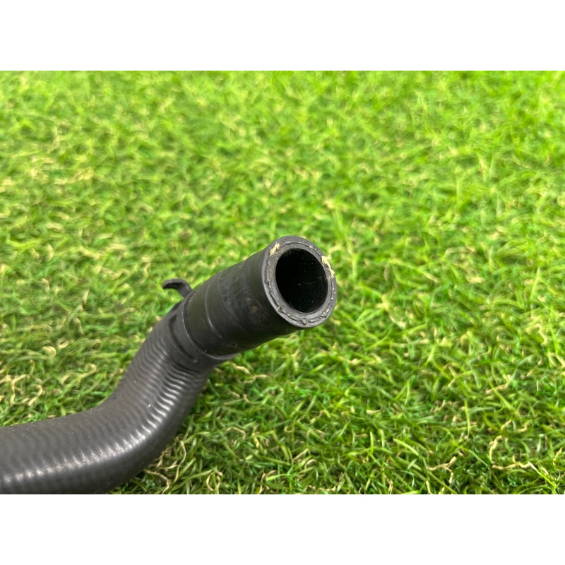 Патрубок (система охлаждения) AUDI A4 B9 2017 2.0 8W1819350B