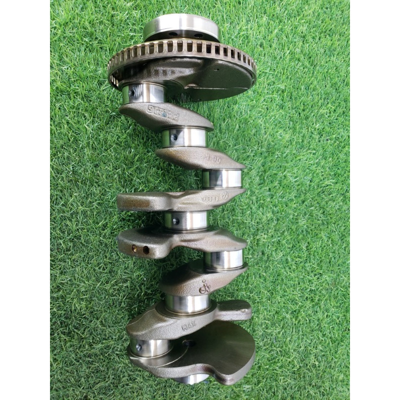 Коленвал (двигатель и элементы) Volkswagen Passat B8 2016 1.8 06K105101