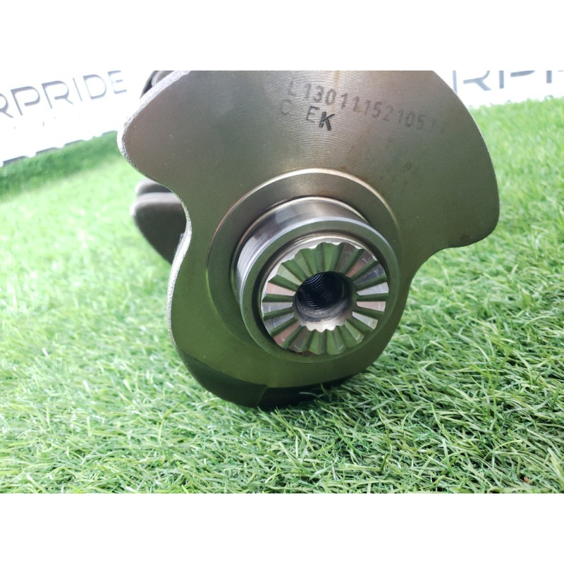 Коленвал (двигатель и элементы) Volkswagen Passat B8 2016 1.8 06K105101