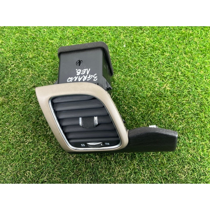 Дефлектор воздуховода (салон) Jeep Grand Cherokee WK2 2017 3.6 1UE23LS5AB