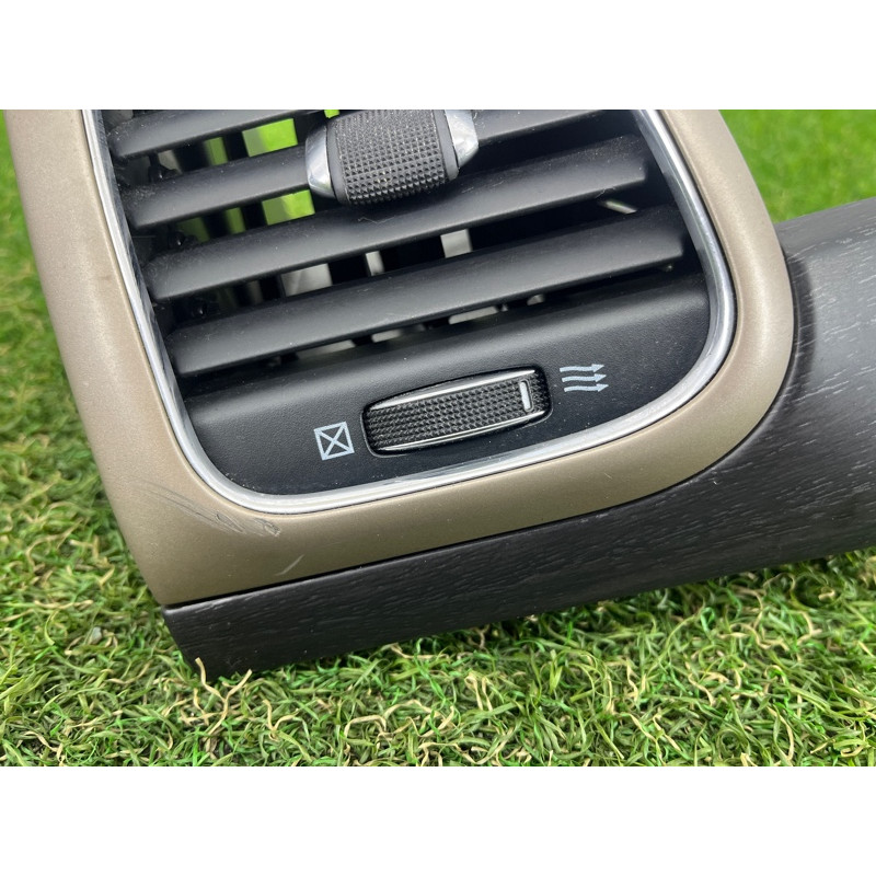 Дефлектор воздуховода (салон) Jeep Grand Cherokee WK2 2017 3.6 1UE23LS5AB