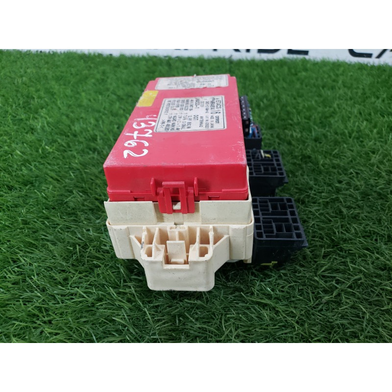 Блок предохранителей (электрика) Mitsubishi Montero 3 2002 MR461416