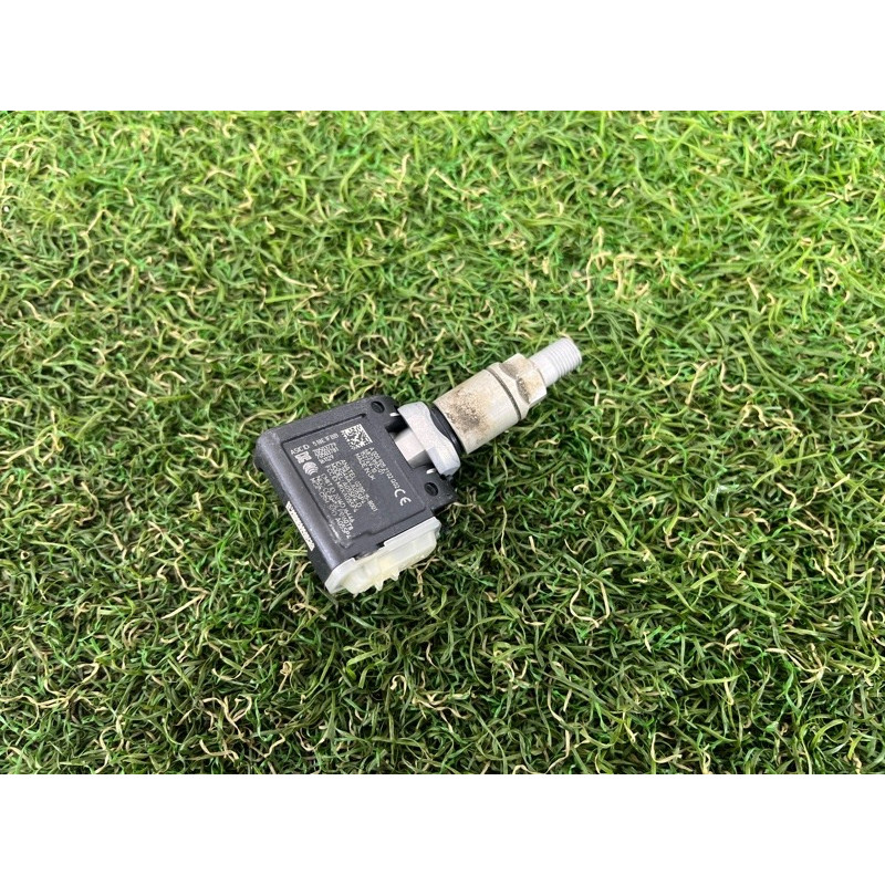 Датчик тиску в шинах (електрика / датчики) BMW 5-series G30 2017 2.0 B46B20 36106876955