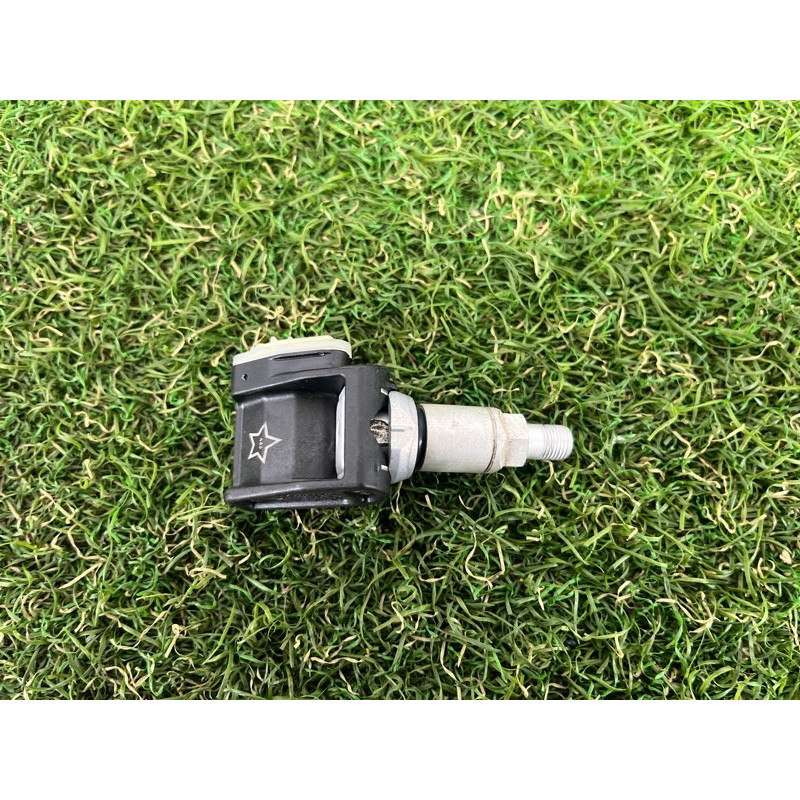 Датчик тиску в шинах (електрика / датчики) BMW 5-series G30 2017 2.0 B46B20 36106876955