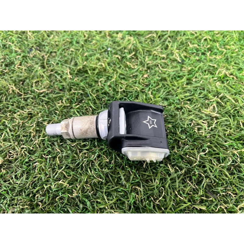 Датчик тиску в шинах (електрика / датчики) BMW 5-series G30 2017 2.0 B46B20 36106876955