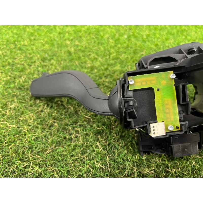 Блок подрулевых переключателей (электрика) AUDI A3 8V 2015 1.8 8V0953502H