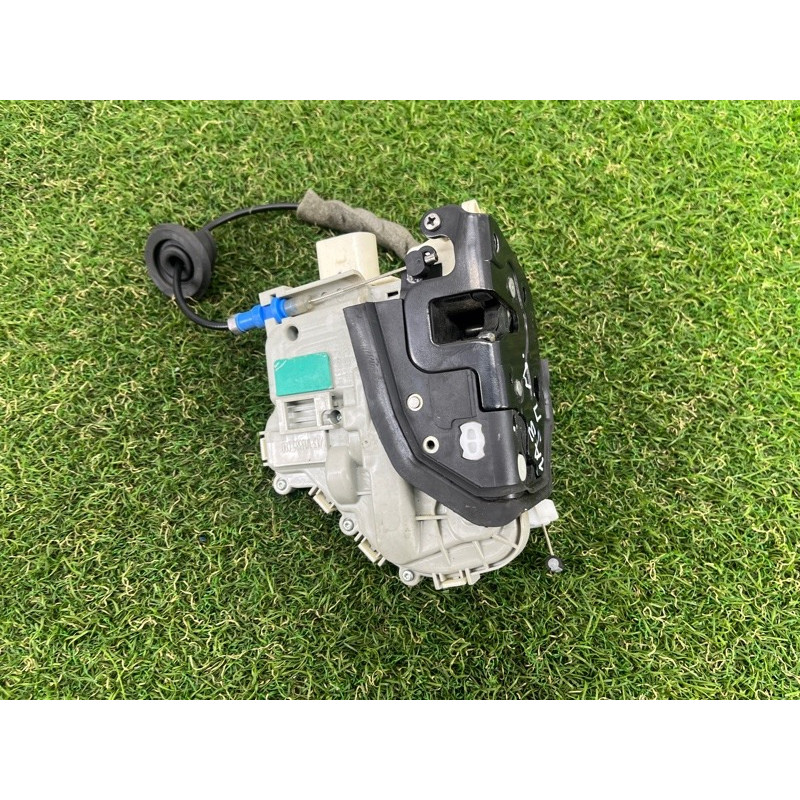 Замок двери (кузов и элементы) AUDI A3 8V 2015 1.8 8X1837015A