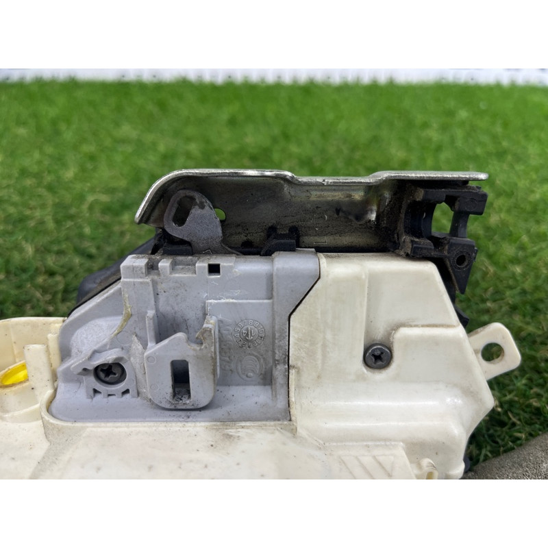 Замок двери (кузов и элементы) AUDI A3 8V 2015 1.8 8X1837015A