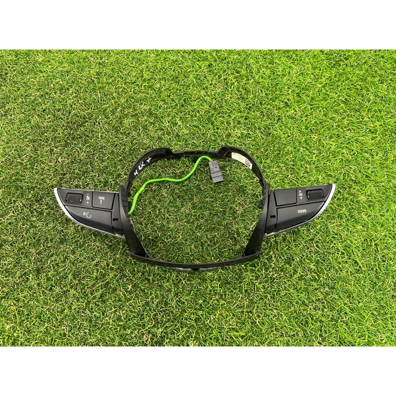 Кнопки руля (электрика / кнопки) AUDI Q7 4L 2014 3.0 TFSi CTWB 4L0951523CXHA