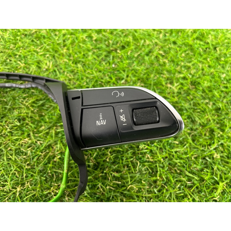 Кнопки руля (электрика / кнопки) AUDI Q7 4L 2014 3.0 TFSi CTWB 4L0951523CXHA