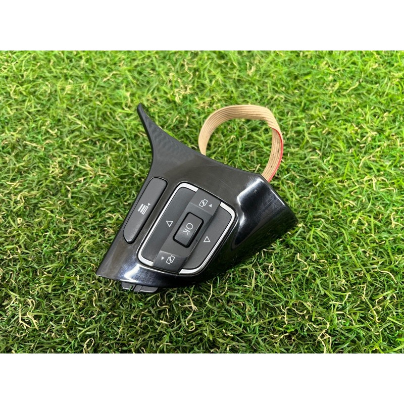Кнопки керма (електрика / кнопки) Volkswagen Touareg NF 2011 3.6 7P6959538