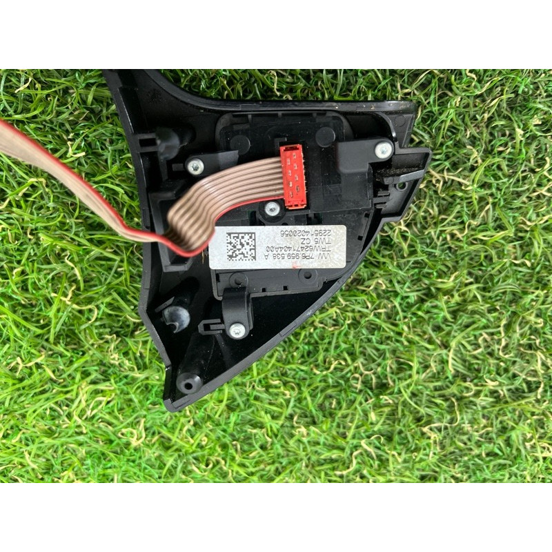 Кнопки руля (электрика / кнопки) Volkswagen Touareg FL 2015 3.6 7P6959538A