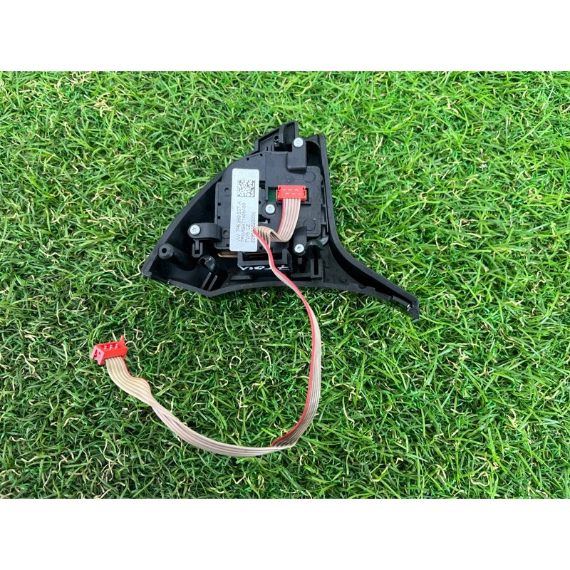 Кнопки руля (электрика / кнопки) Volkswagen Touareg FL 2015 3.6 7P6959537A