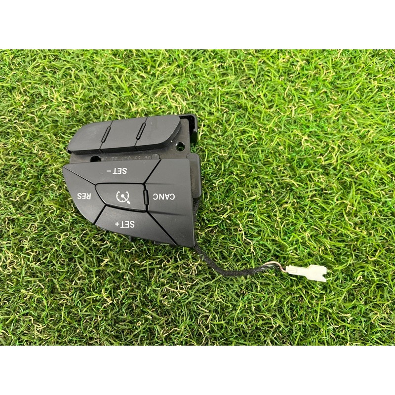 Кнопки руля (электрика / кнопки) Jeep Grand Cherokee WK2 2016 3.6 68245338AA