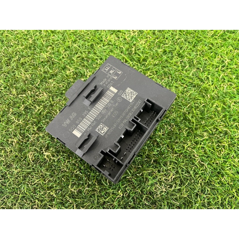 Блок управления дверьми (электрика / блок управления) AUDI A3 8V 2018 2.0 CZRA 5Q0959395E