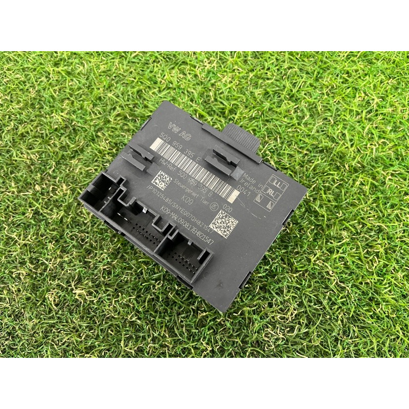 Блок управления дверьми (электрика / блок управления) AUDI A3 8V 2018 2.0 CZRA 5Q0959395E