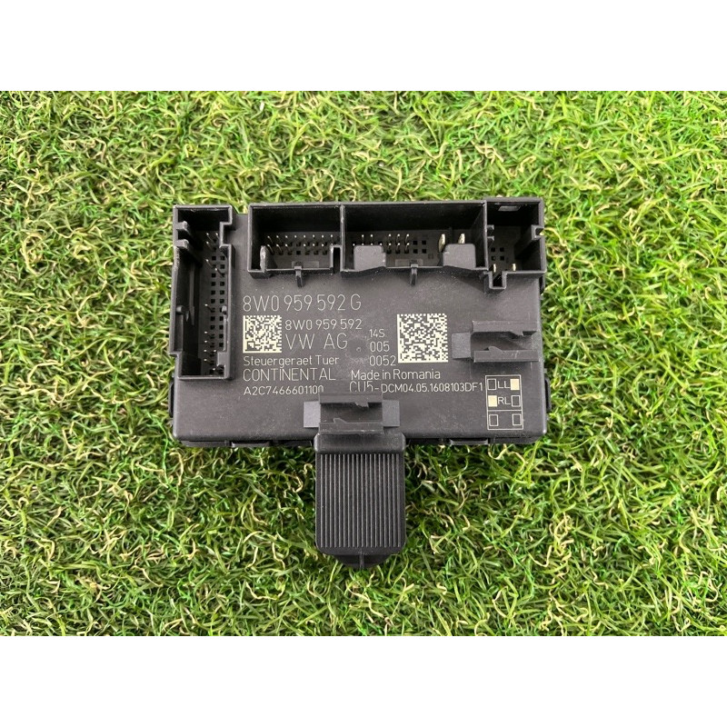 Блок управления дверьми (электрика / блок управления) AUDI A4 B9 2017 2.0 8W0959592G