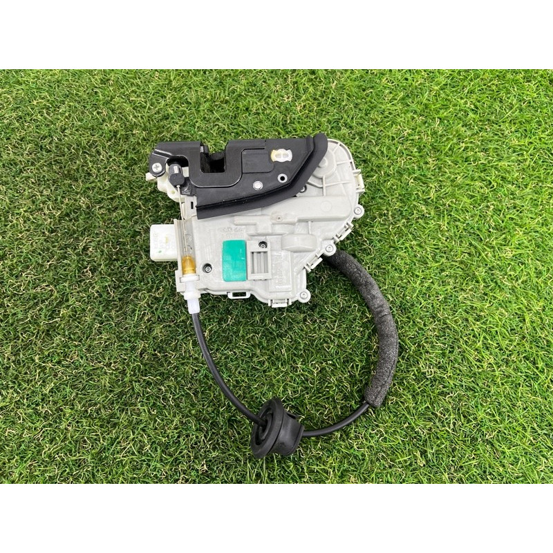 Замок двери (кузов и элементы) AUDI A4 B9 2017 2.0 8X1837015C