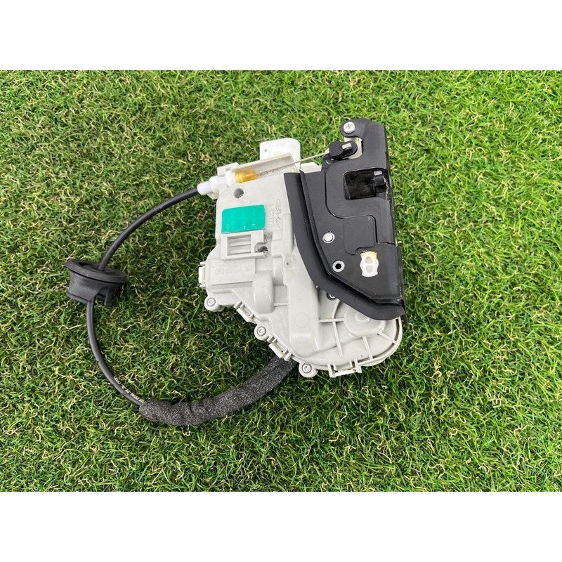 Замок двери (кузов и элементы) AUDI A4 B9 2017 2.0 8X1837015C