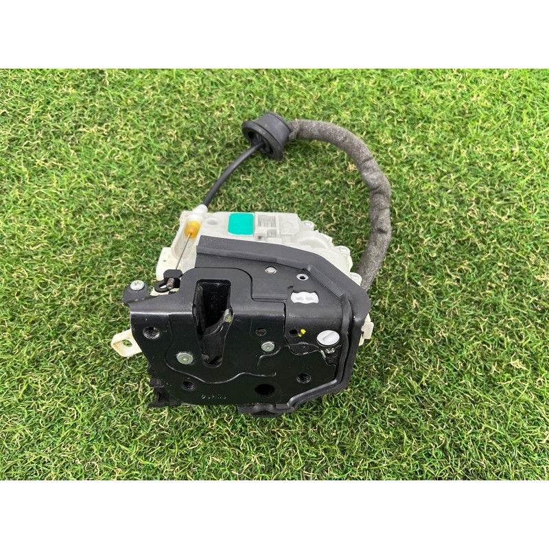 Замок двери (кузов и элементы) AUDI A4 B9 2017 2.0 8X1837016C