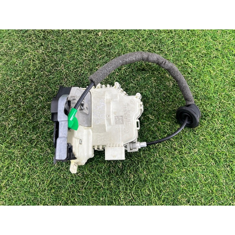 Замок двери (кузов и элементы) AUDI A4 B9 2017 2.0 8X1837016C