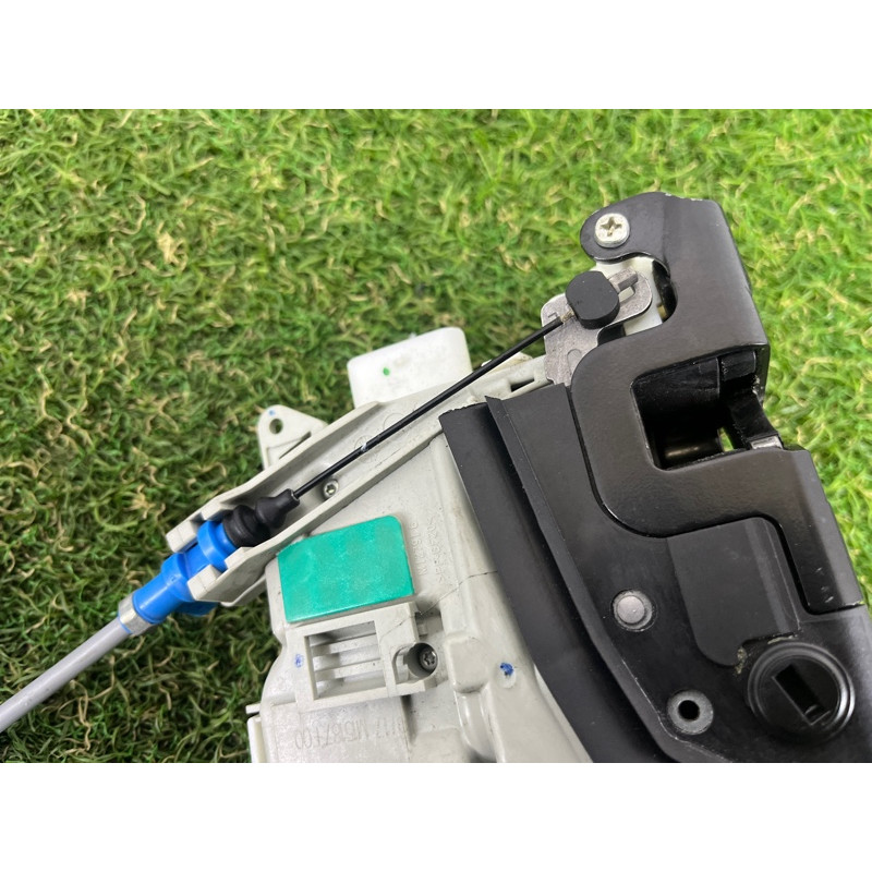 Замок двери (кузов и элементы) AUDI A3 8V 2018 2.0 CZRA 8K0839015G