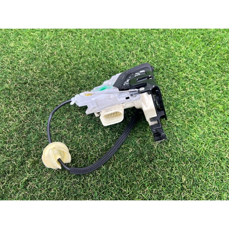 Замок двери (кузов и элементы) Volkswagen Touareg FL 2015 3.6 4G0839016A