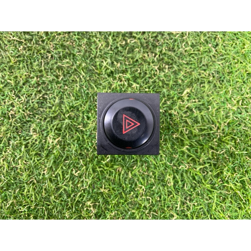 Кнопка аварийной сигнализации (электрика / кнопки) KIA Sorento BL 2005 2.5 CRDI 937303E000