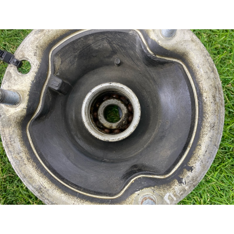 Опора стойки (подвеска) BMW 5-series E60 2004 M54B22 31336760943