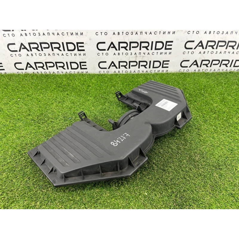 Крышка корпуса воздушного фильтра (впускная система) BMW X5 E70 2008 4.8 N62/TU 13717558725